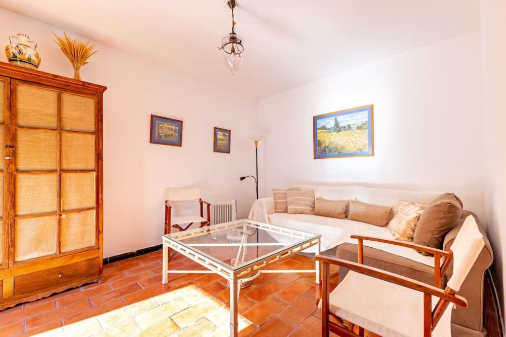 Corral Central Oasis Seville Luaran gambar