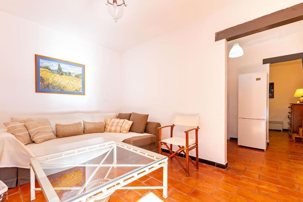 Corral Central Oasis Seville Luaran gambar
