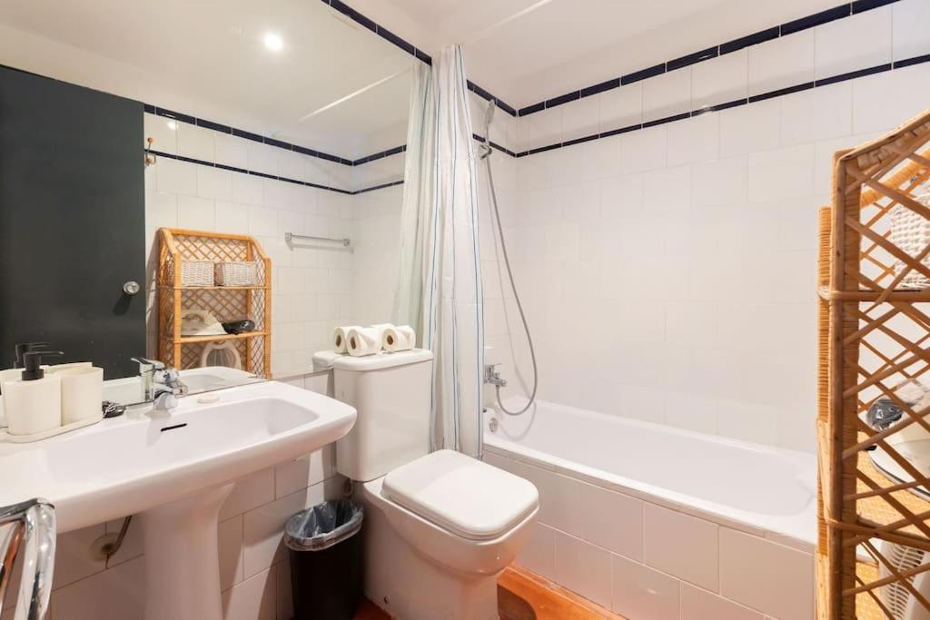 Corral Central Oasis Seville Luaran gambar