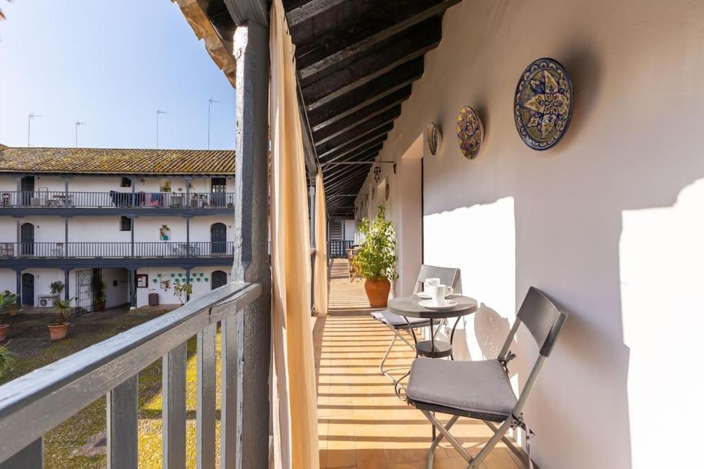 Corral Central Oasis Seville Luaran gambar