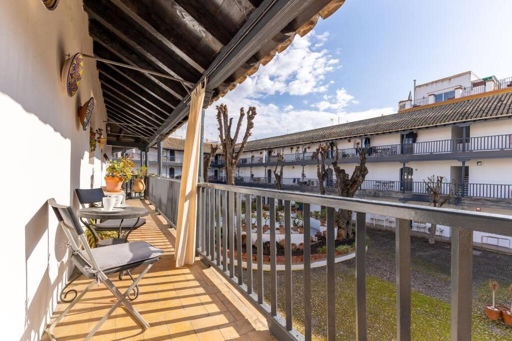 Corral Central Oasis Seville Luaran gambar